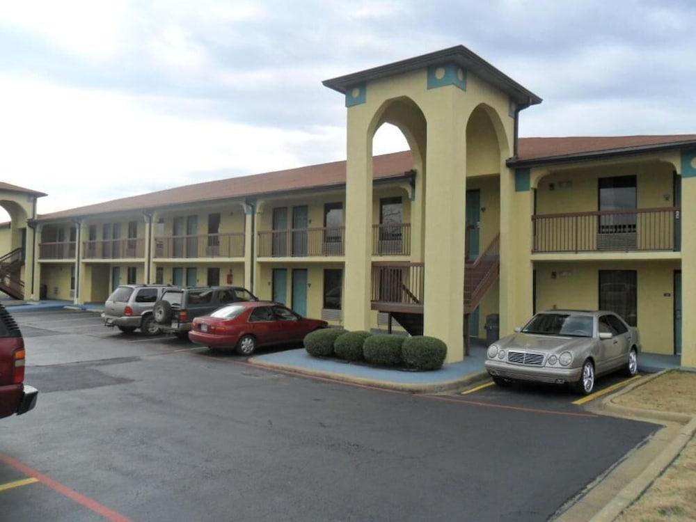 Luxury Inn & Suites Selma Exterior foto
